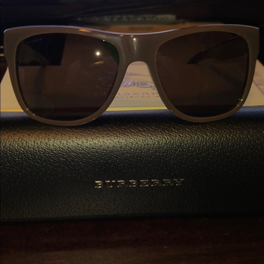 Burberry sunglasses